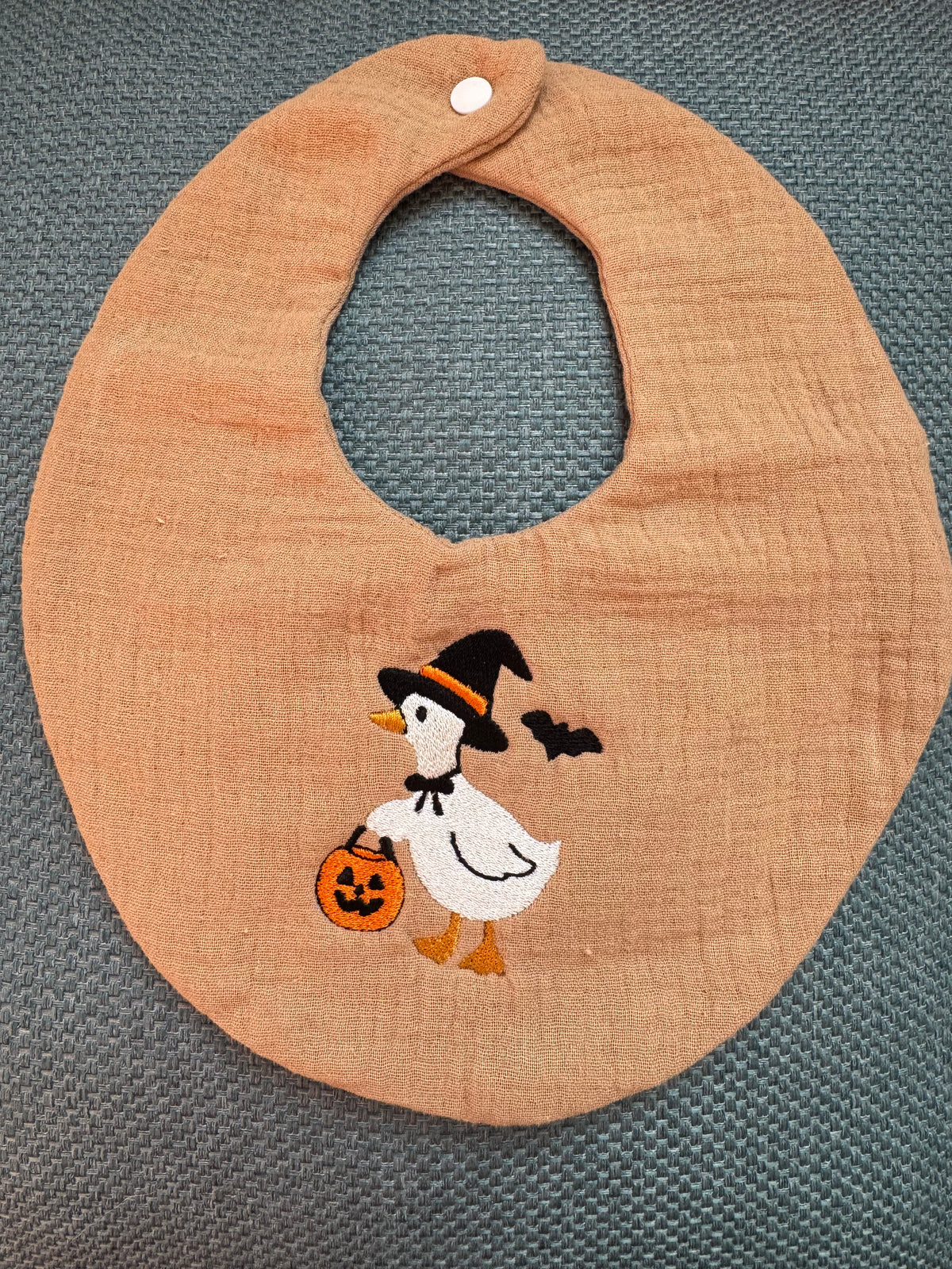 Halloween Duck Embroidered Baby Bib – Cute Baby Halloween Gift
